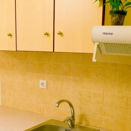 Dora Апартаменты *